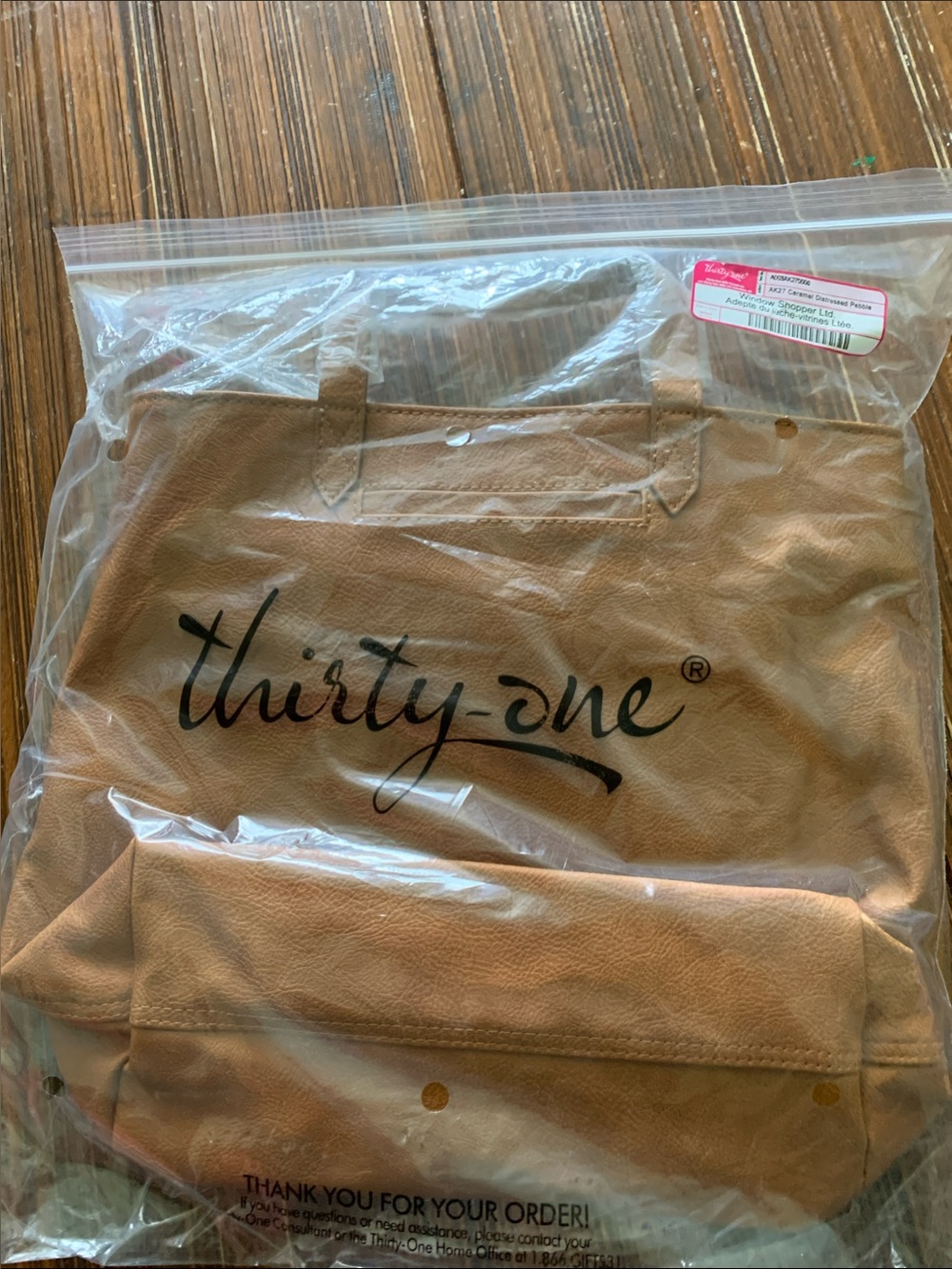 Thirty-one tan tote bag: Window Shopper